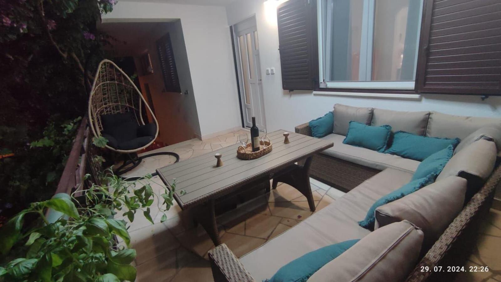 Apartments Milka Slatine Exterior foto